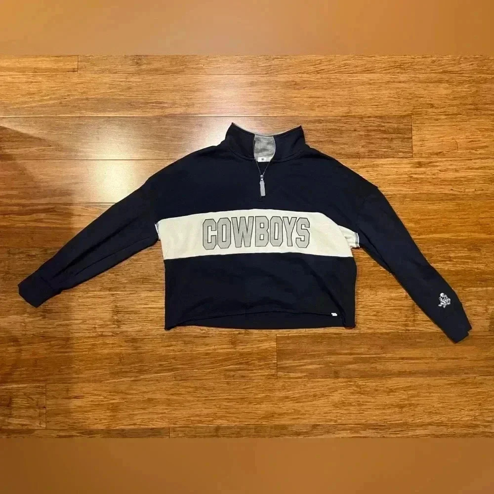 47 | Dallas Cowboys NFL Cropped Sweatshirt - Picture 6 of 7
